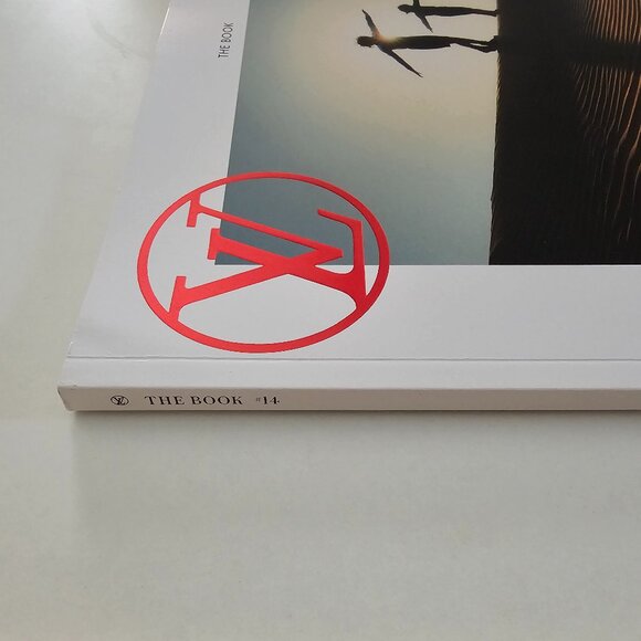 Authentic Louis Vuitton Edition #14 Book - Picture 3 of 3